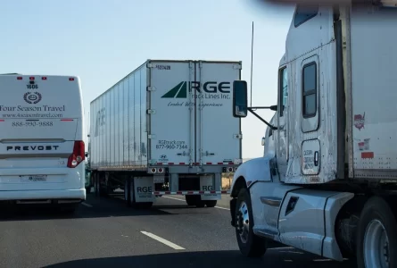 Las Vegas Commercial Truck Drivers Have a Dangerously High Turnover Rate