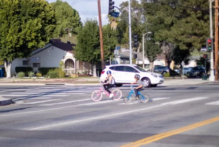Nevada Laws for Driving Near Cyclists