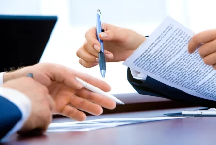 How to Handle Insurance Adjusters After an Accident