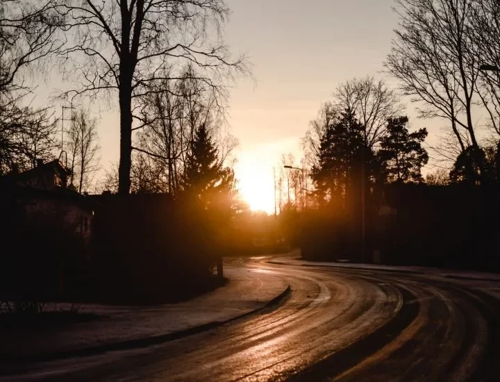 Seasonal Driving Risks to Be Aware Of